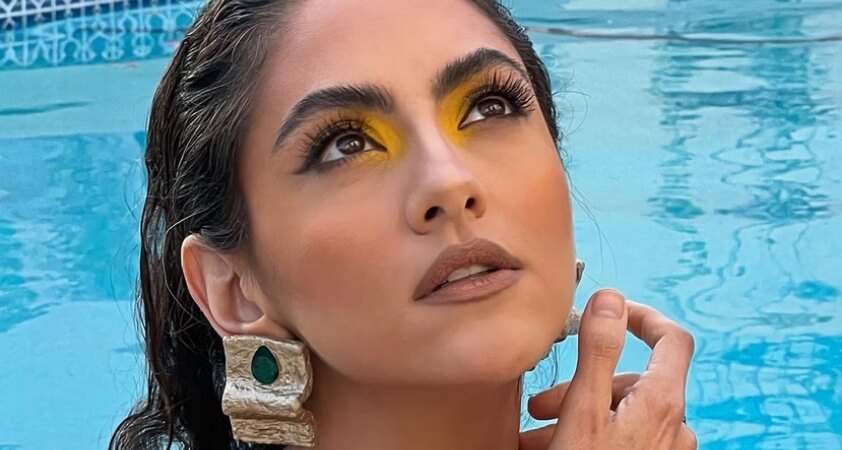 Bold Glam Makeup Look with Yellow Eyeshadow